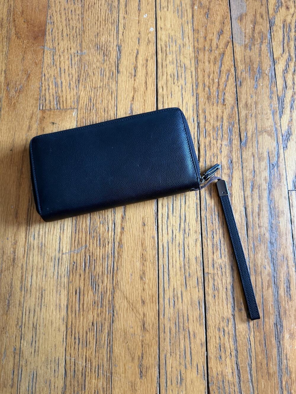 Bveyzi Wallet Womens One Size Black RFID Blocking Zip Around Wristlet Organizer